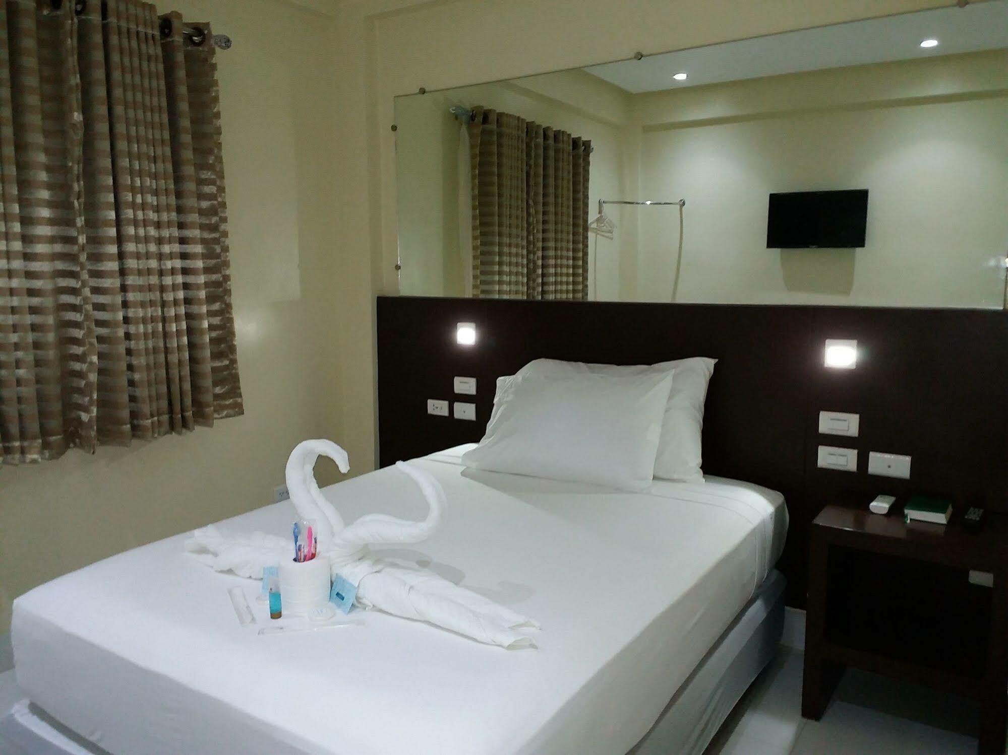 Boracay Midtown Hotel Balabag  Extérieur photo